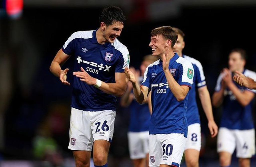 Elkan Baggott Bantu Ipswich Town Kalahkan Cardiff City