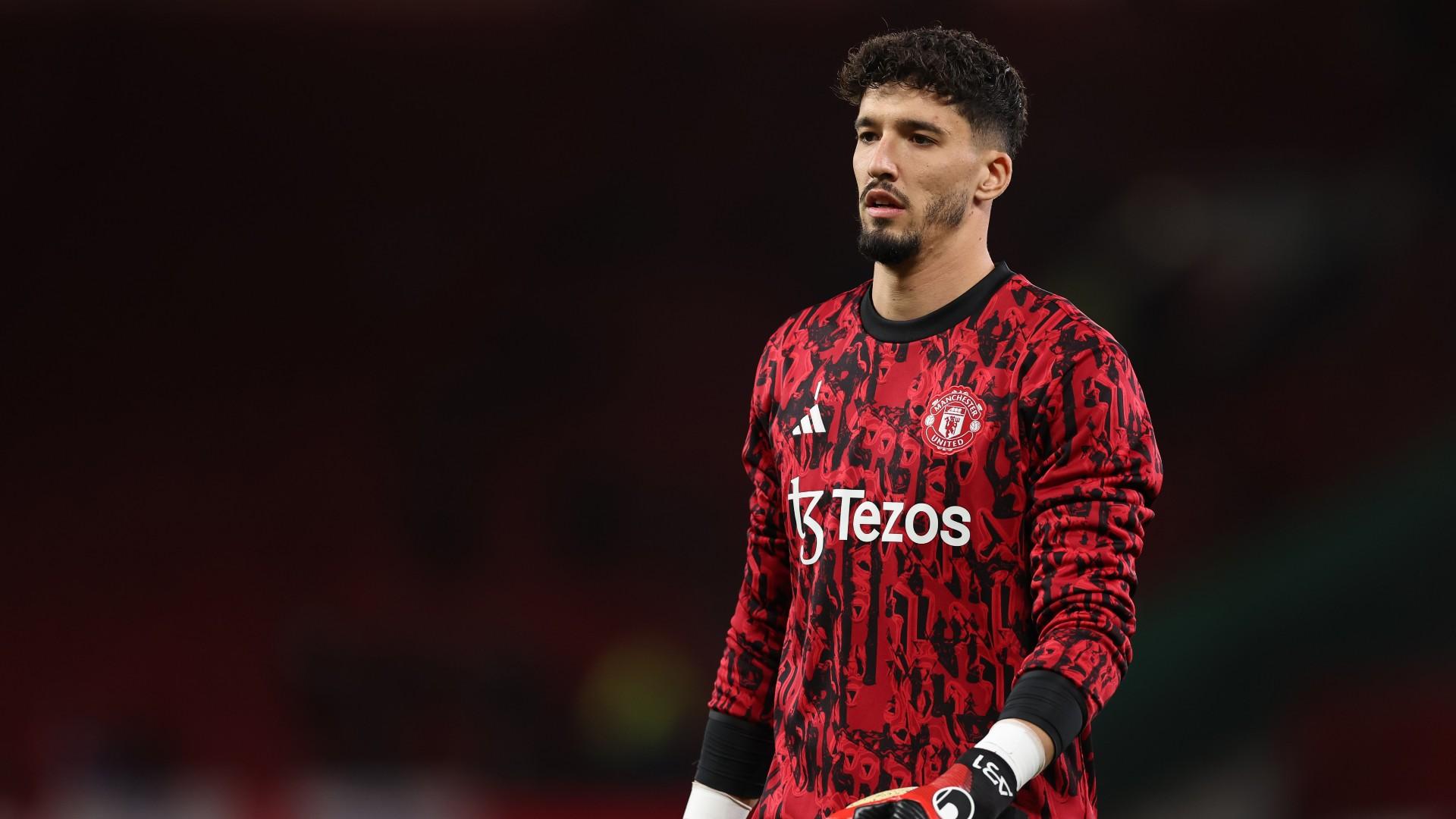 Belum Setahun, Altay Bayindir Bakal Cabut dari Manchester United?