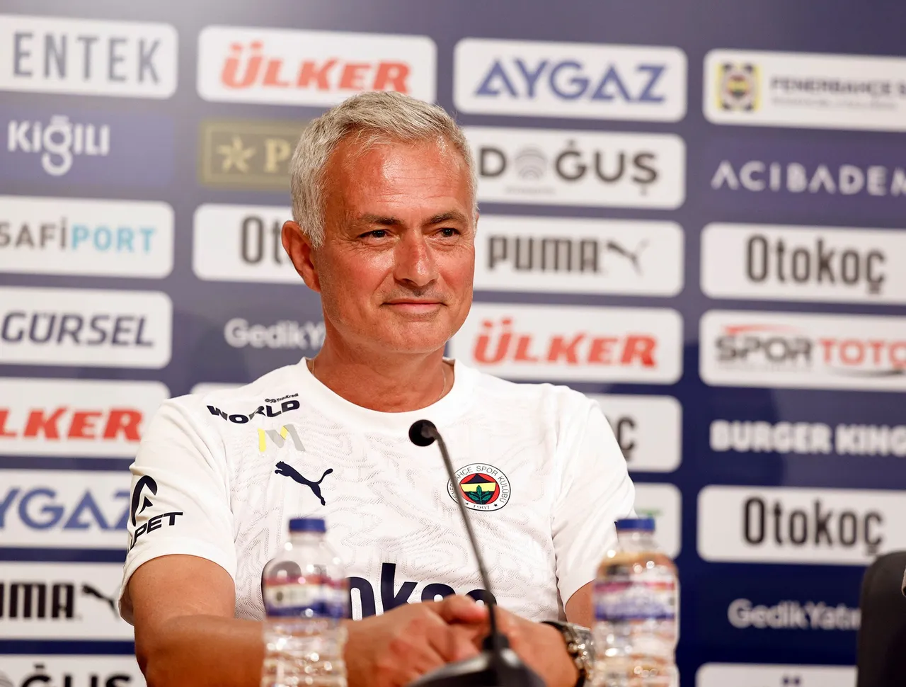Mulut Besar Jose Mourinho Terbungkam, Fenerbahce Gagal Lolos ke Liga Champions 2024/2025!