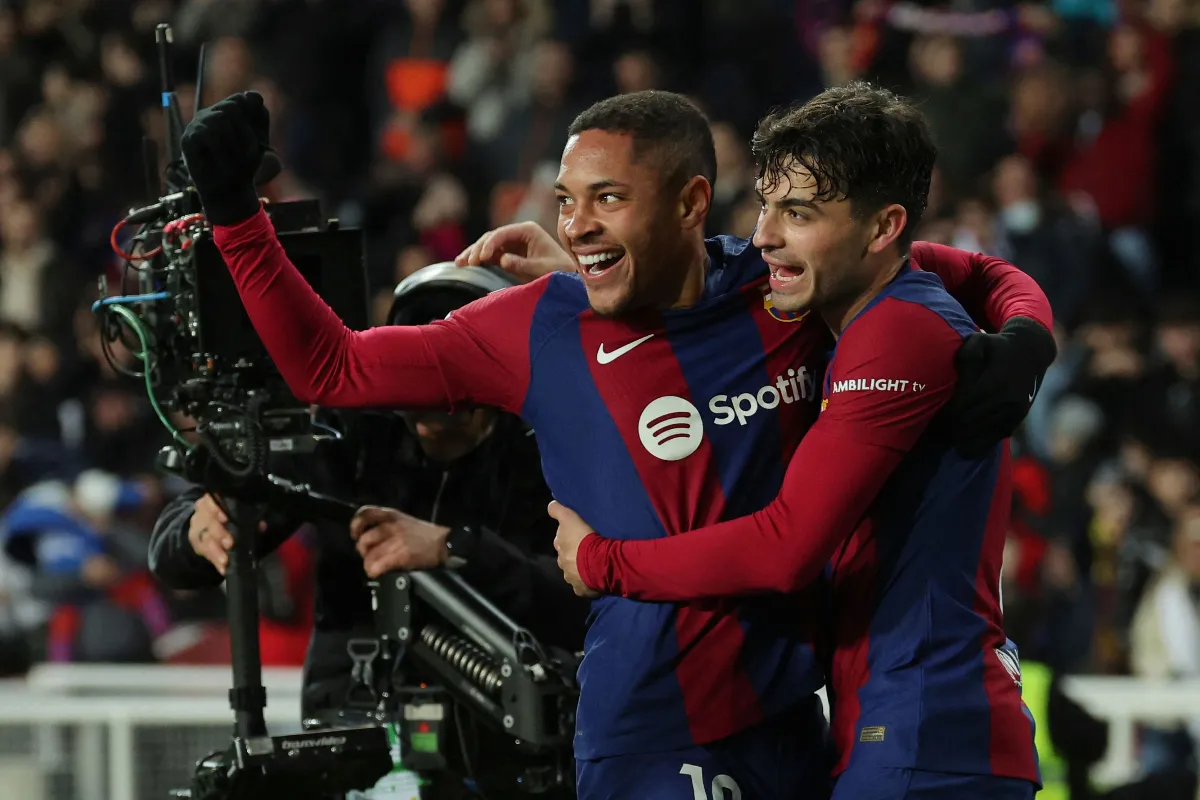 Gak Jadi Dijual, Barcelona Pilih Opsi 'Sekolahkan' Vitor Roque ke Klub La Liga