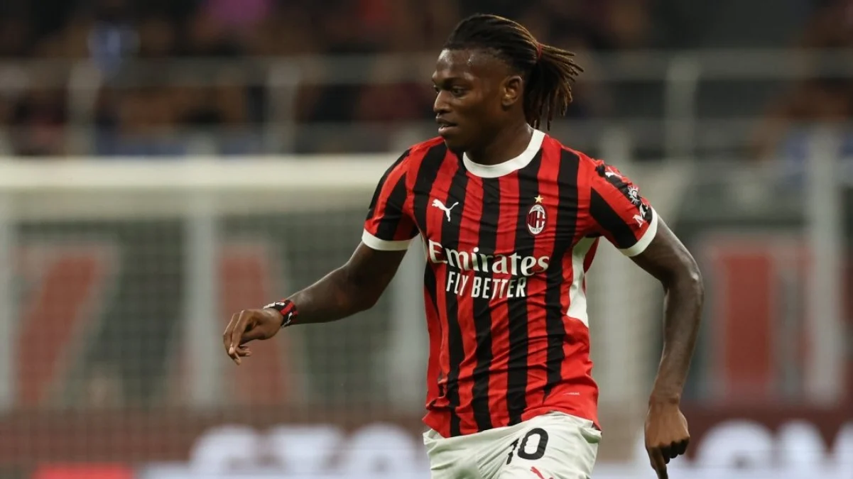 AC Milan Disikat Liverpool Karena Strategi Fonseca Dengan Mengandalkan Rafael Leao tak Berjalan Sesuai Rencana