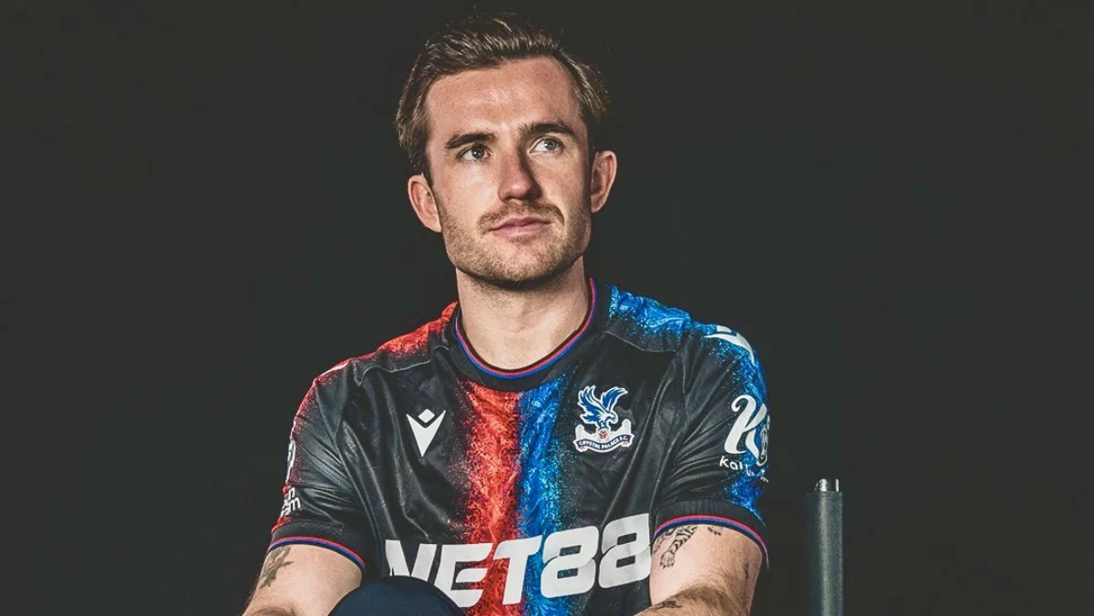 Chelsea Pinjamkan Ben Chilwell