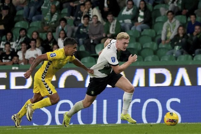 Penyerang Sporting Lisbon Conrad Harder