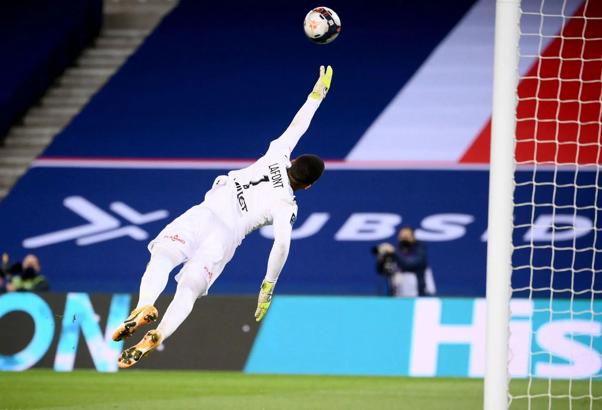 Kiper Nantes di liga perancis