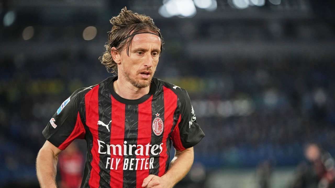 4 Jaminan Mutlak yang Diminta Luka Modric untuk Bertahan di AC Milan: Ambisi Besar Menuju Kejayaan Eropa
