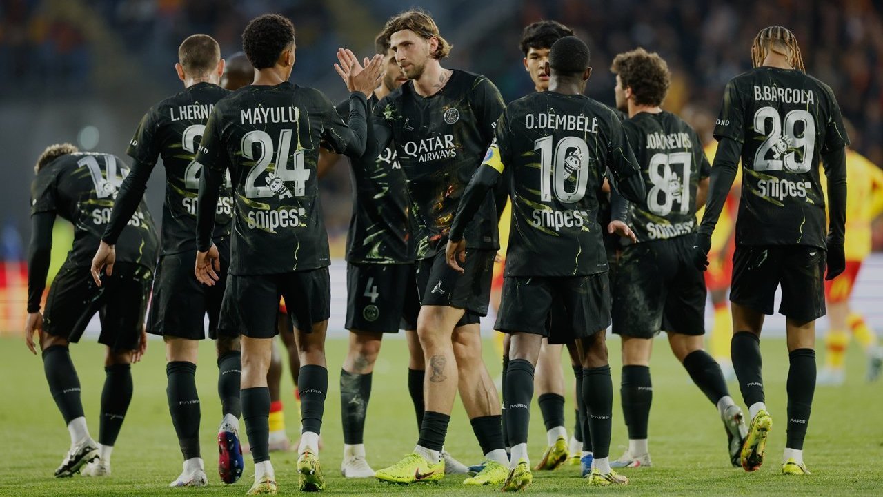 Dominasi Mutlak Paris Saint-Germain Sang Penguasa Baru Sejarah Sepak Bola Prancis
