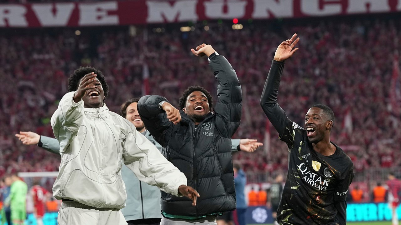 Strategi Bertahan Les Parisiens di Allianz Arena Bawa PSG Melaju ke Final Liga Champions 2026
